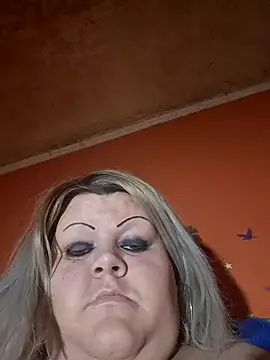 ducicsajsziii online show from February 25, 8:35 am