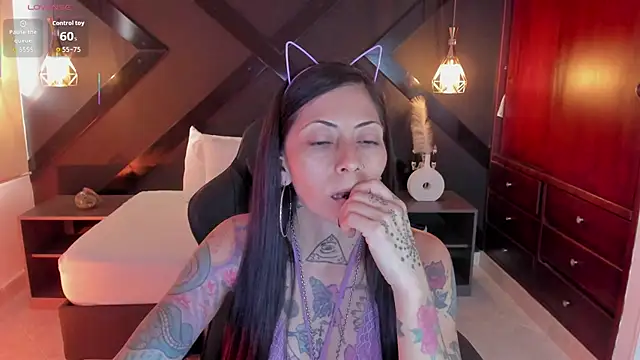 dark gotica online show from December 4, 7:25 pm