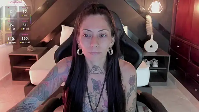 dark gotica online show from April 23, 7:16 pm