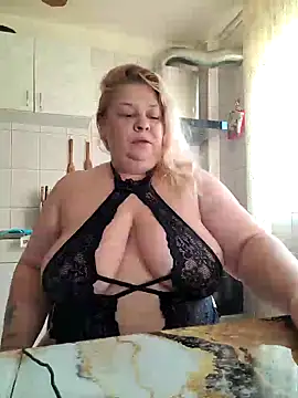 AriannaMilf online show from September 15, 6:32 am