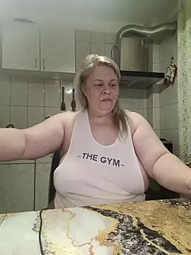 AriannaMilf online show from April 18, 7:58 pm