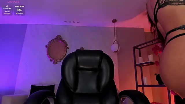 Snapshot of AlessiaCorleone_ chatting on September 24, 9:03 pm AlessiaCorleone online show from September 24, 9:03 pm