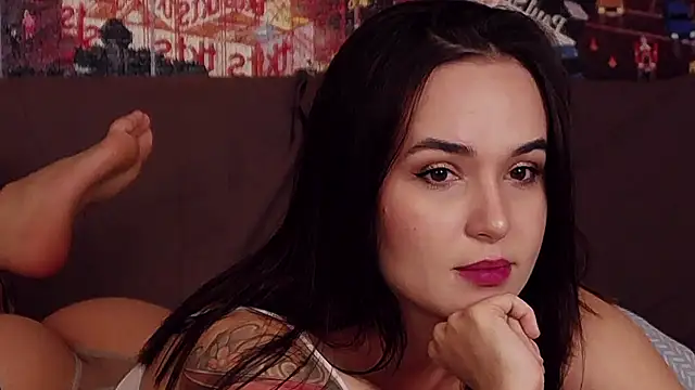MeIisaLove online show from June 21, 7:07 pm