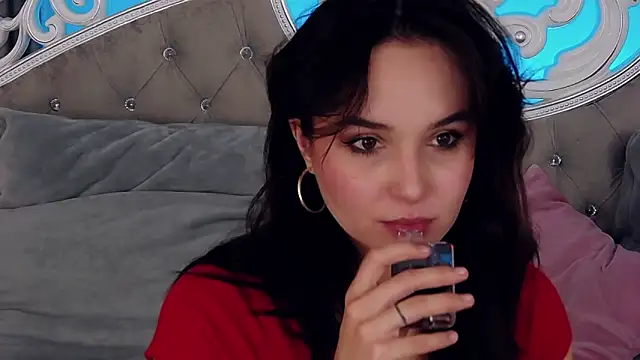 MeIisaLove online show from January 18, 4:58 pm