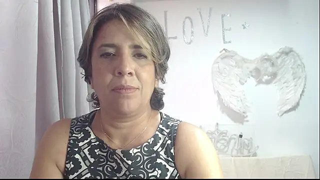 Snapshot of Victoria_meester chatting on September 19, 8:19 pm Victoria meester online show from September 19, 8:19 pm
