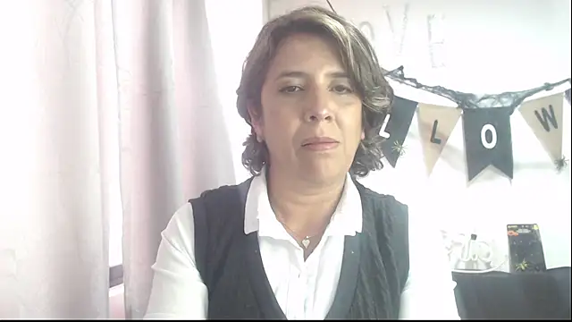 Snapshot of Victoria_meester chatting on October 15, 8:22 pm Victoria meester online show from October 15, 8:22 pm