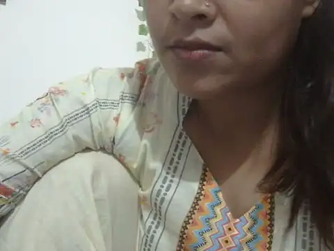 shekira99 online show from April 25, 2:25 pm