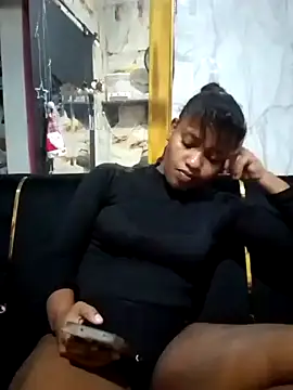 minayims online show from February 20, 2:32 am