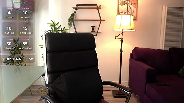 olivia jeas online show from March 27, 12:01 am