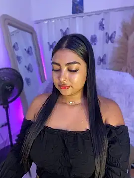 NatashaBrown12 online show from April 29, 6:46 pm