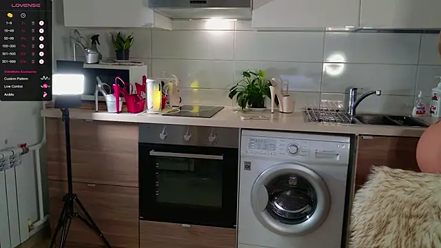 MissLovex online show from October 10, 5:34 am