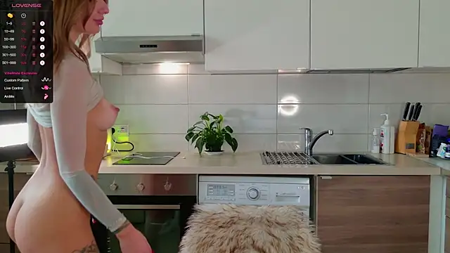 MissLovex online show from October 7, 4:39 am