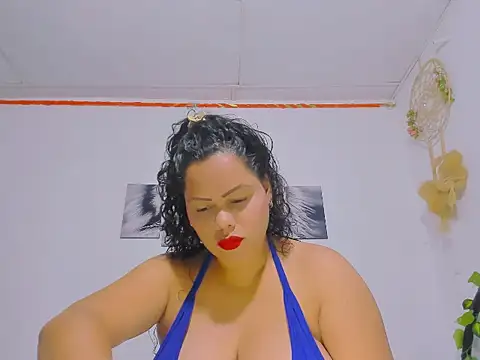 Alhelqueen online show from February 19, 1:10 pm