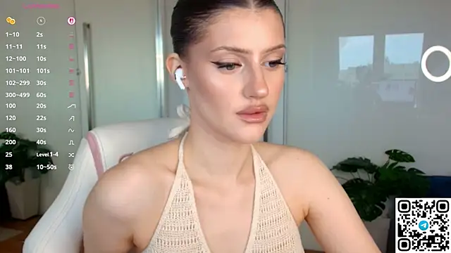 Skinny Alice online show from July 30, 11:11 am