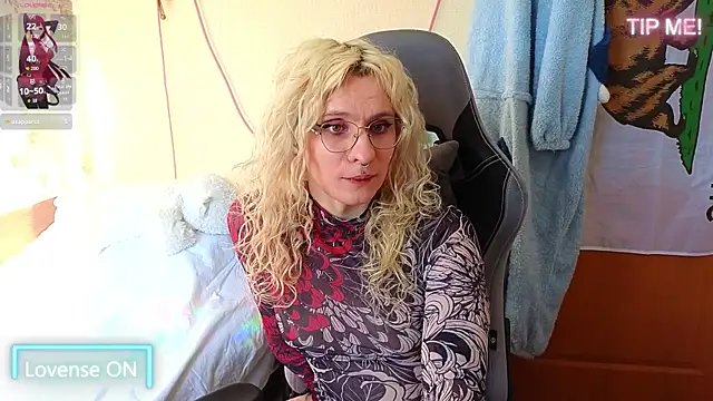 Lori Myaf online show from April 22, 2:47 pm