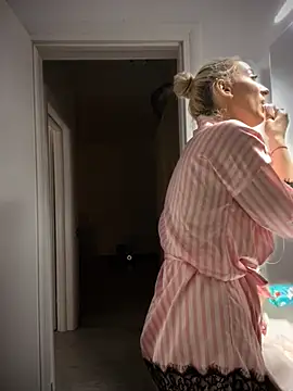 Ella Charm online show from October 22, 4:34 pm