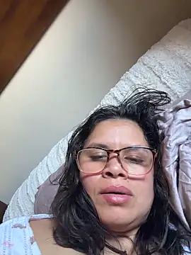 meepicgirl online show from March 10, 9:41 pm