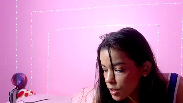 candymia68 online show from April 21, 4:36 pm