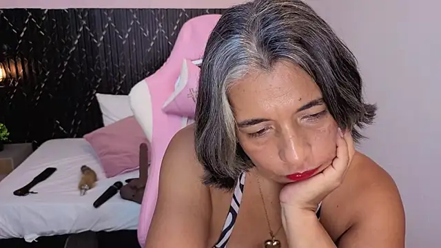 tammy lynn69 online show from April 14, 7:58 pm