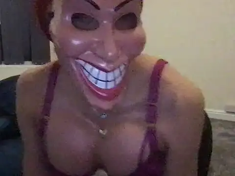 Snapshot of Erikaschinaider chatting on October 15, 7:49 pm Erikaschinaider online show from October 15, 7:49 pm