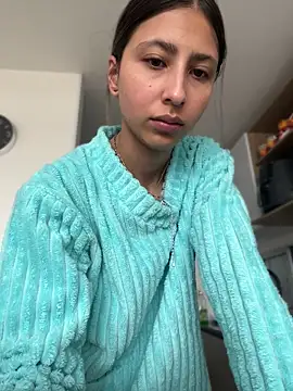 Ameellie online show from April 25, 3:31 pm