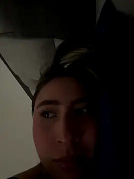 Ameellie online show from October 4, 6:01 pm