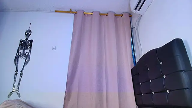 Mia depp online show from November 14, 10:21 pm