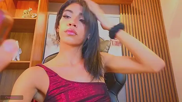 Alahia Rodriguez online show from July 11, 9:04 pm