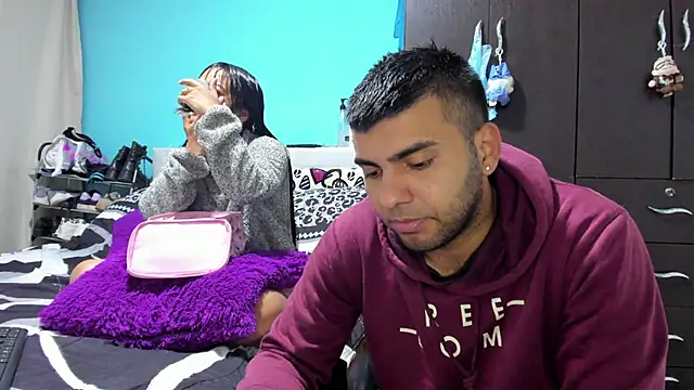 2ScarletandRyan8 online show from April 21, 10:00 am