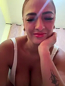 SofiaReyes1 online show from October 13, 2:25 am