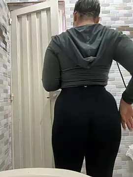 kim monti online show from April 20, 10:02 pm