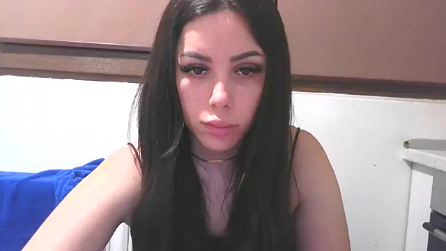 LovelyJulliette online show from April 20, 6:11 pm