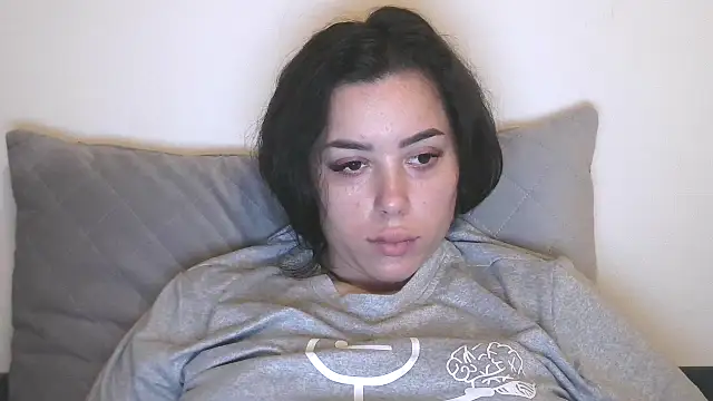 LovelyJulliette online show from January 10, 4:22 pm