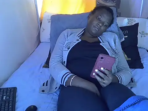 Sweetreena online show from April 23, 4:53 am