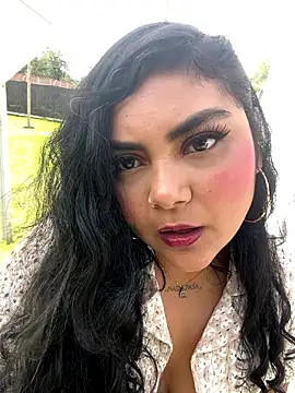 ItsEla online show from February 27, 2:06 pm