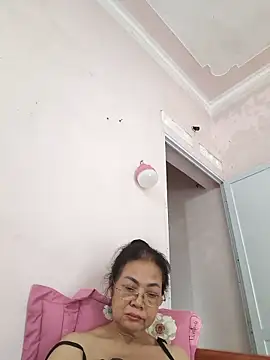 Hotestlove online show from June 2, 11:50 pm