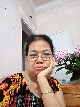 Hotestlove online show from April 19, 10:56 pm