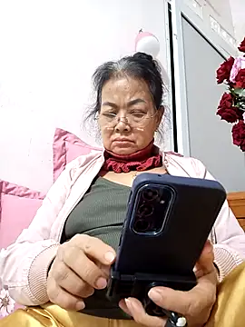 Hotestlove online show from February 4, 1:47 pm