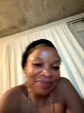 slimcateee online show from December 15, 7:52 pm