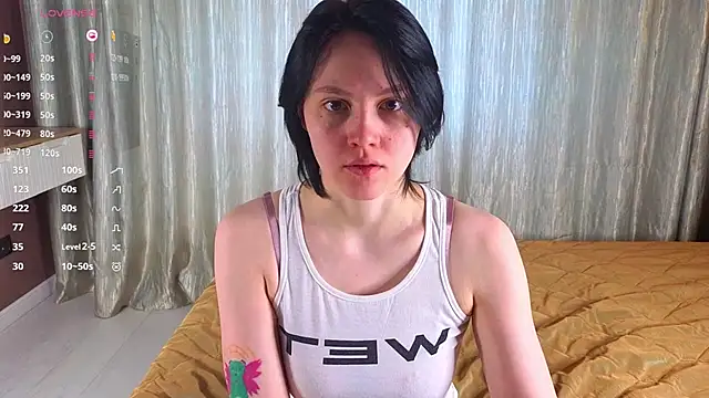 MaryCoopeer online show from October 17, 5:10 am