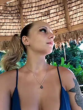 emma4xxx online show from March 19, 9:08 pm