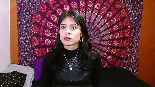 Snapshot of AbbySccott chatting on October 18, 12:14 am AbbySccott online show from October 18, 12:14 am