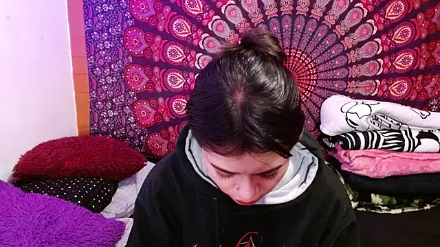 Snapshot of AbbySccott chatting on September 27, 1:13 am AbbySccott online show from September 27, 1:13 am