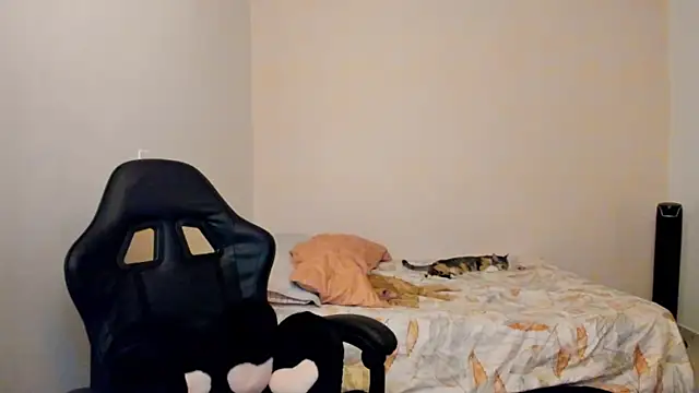 nina pons online show from April 7, 12:12 am