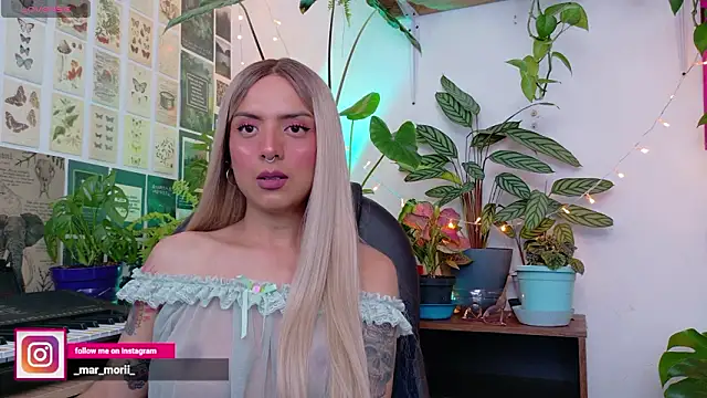 Yeriawaddell  online show from February 8, 10:01 pm