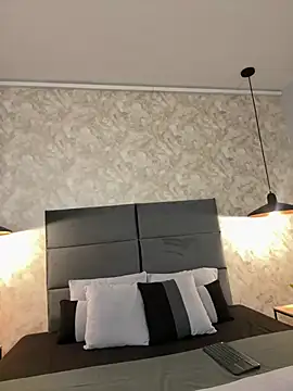 Emilia Bakerr online show from March 6, 7:53 pm