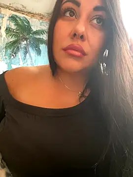 DaisyStreet online show from November 18, 11:33 am