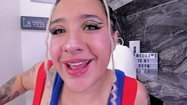 miss danika online show from October 1, 11:15 am