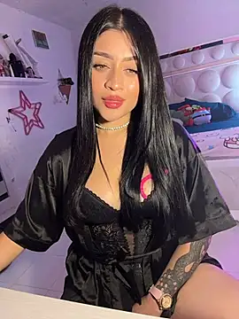 lucianaroy online show from March 8, 7:18 pm