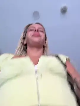 LikaCat online show from April 19, 2:00 am